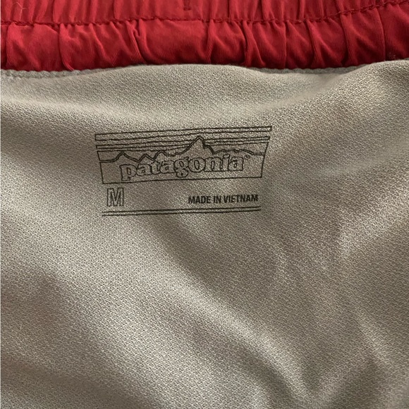 Patagonia shorts - Picture 3 of 3